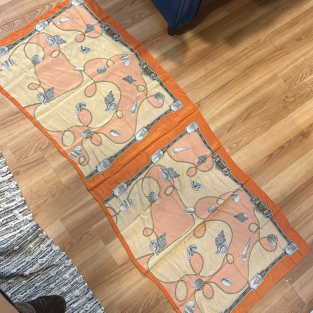 Scarf - Picture 2 of 3